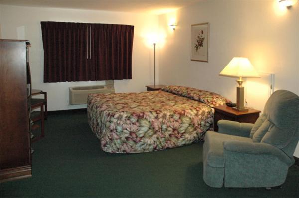 Zellar'S Village Inn Newberry Zimmer foto